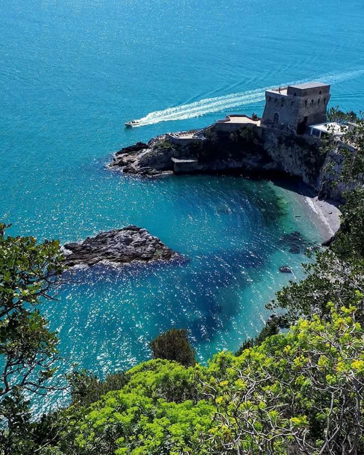 Bed and Breakfast Sentiero Di Costiera Vietri Zewnętrze zdjęcie